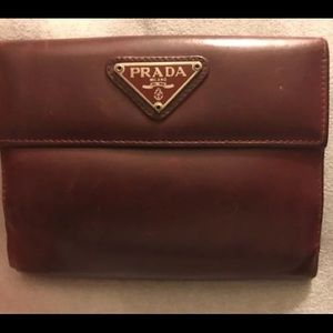Prada Women Wallet- burgundy color